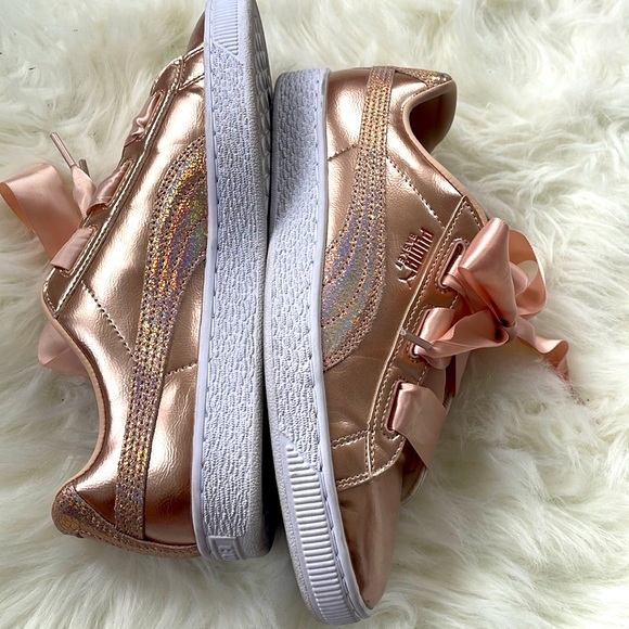 Size 4.5 uk rose gold Puma sneakers - Picture 5 of 5